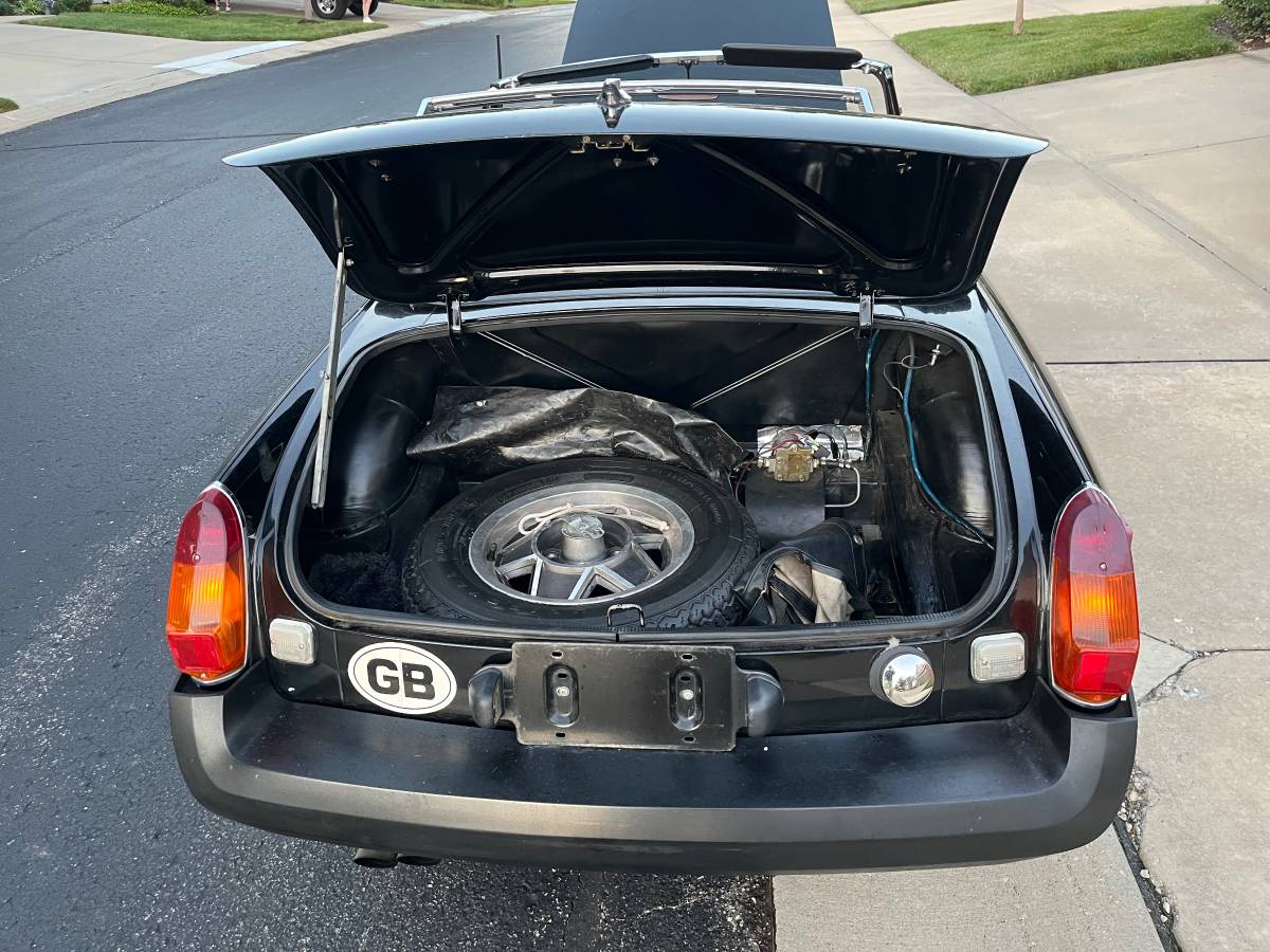 Mgb-convertible-1980-black-1