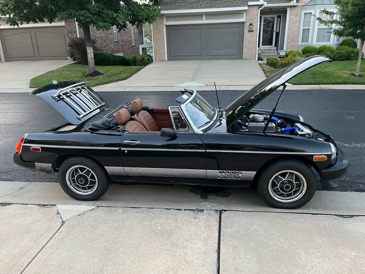 Mgb-convertible-1980-black-3
