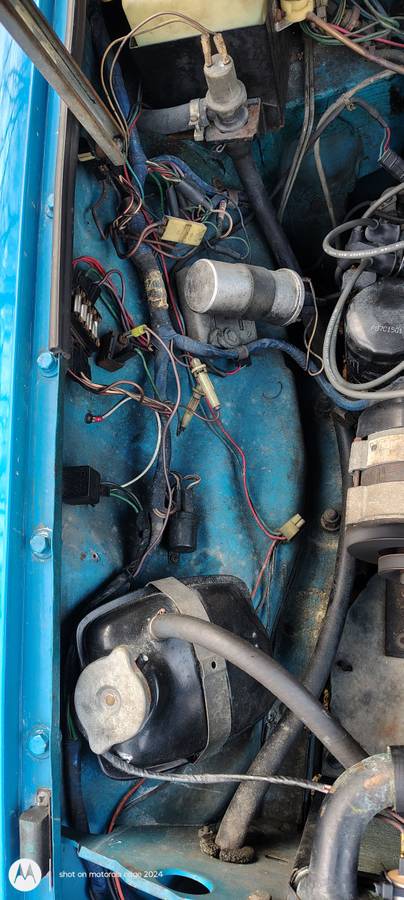 Mgb-convertible-1980-blue-1
