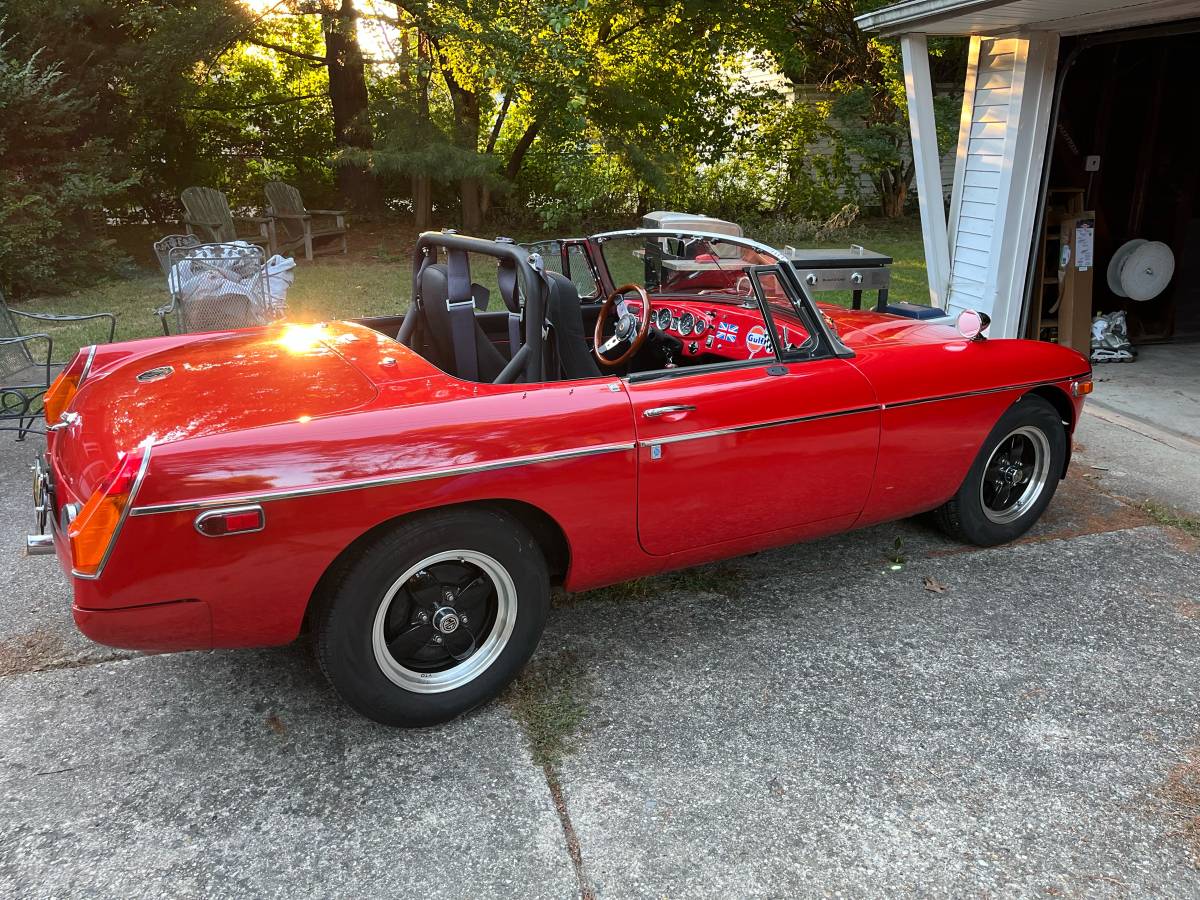Mgb-convertible-1980-red-1
