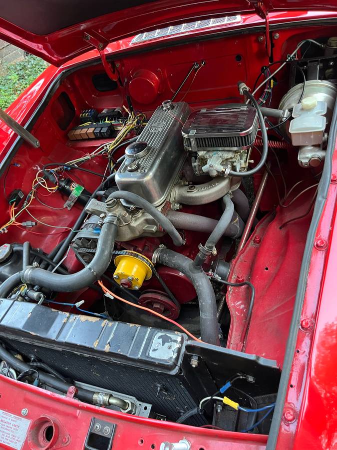 Mgb-convertible-1980-red-16