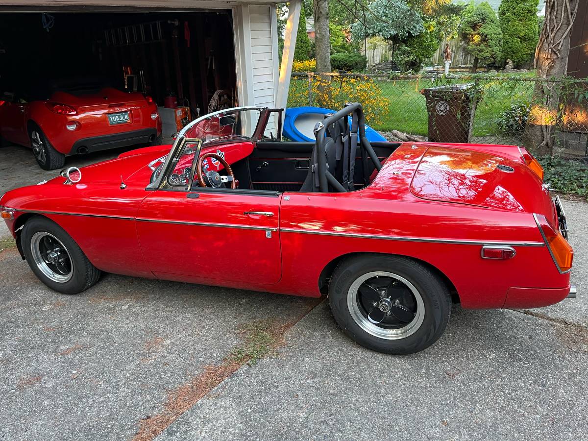 Mgb-convertible-1980-red-5