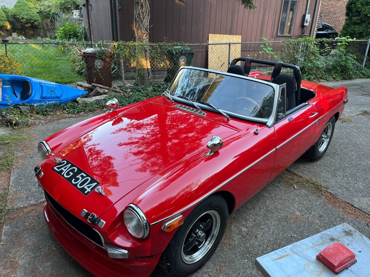 Mgb-convertible-1980-red-7