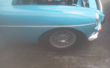 Mgb-gt-1967-blue-2
