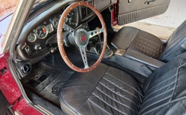 Mgb-gt-1969-red-8