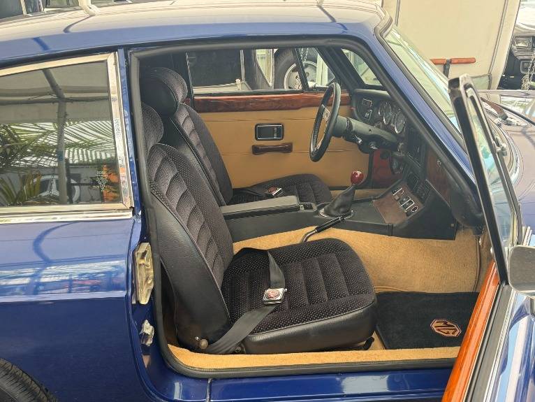 Mgb-gt-1973-13