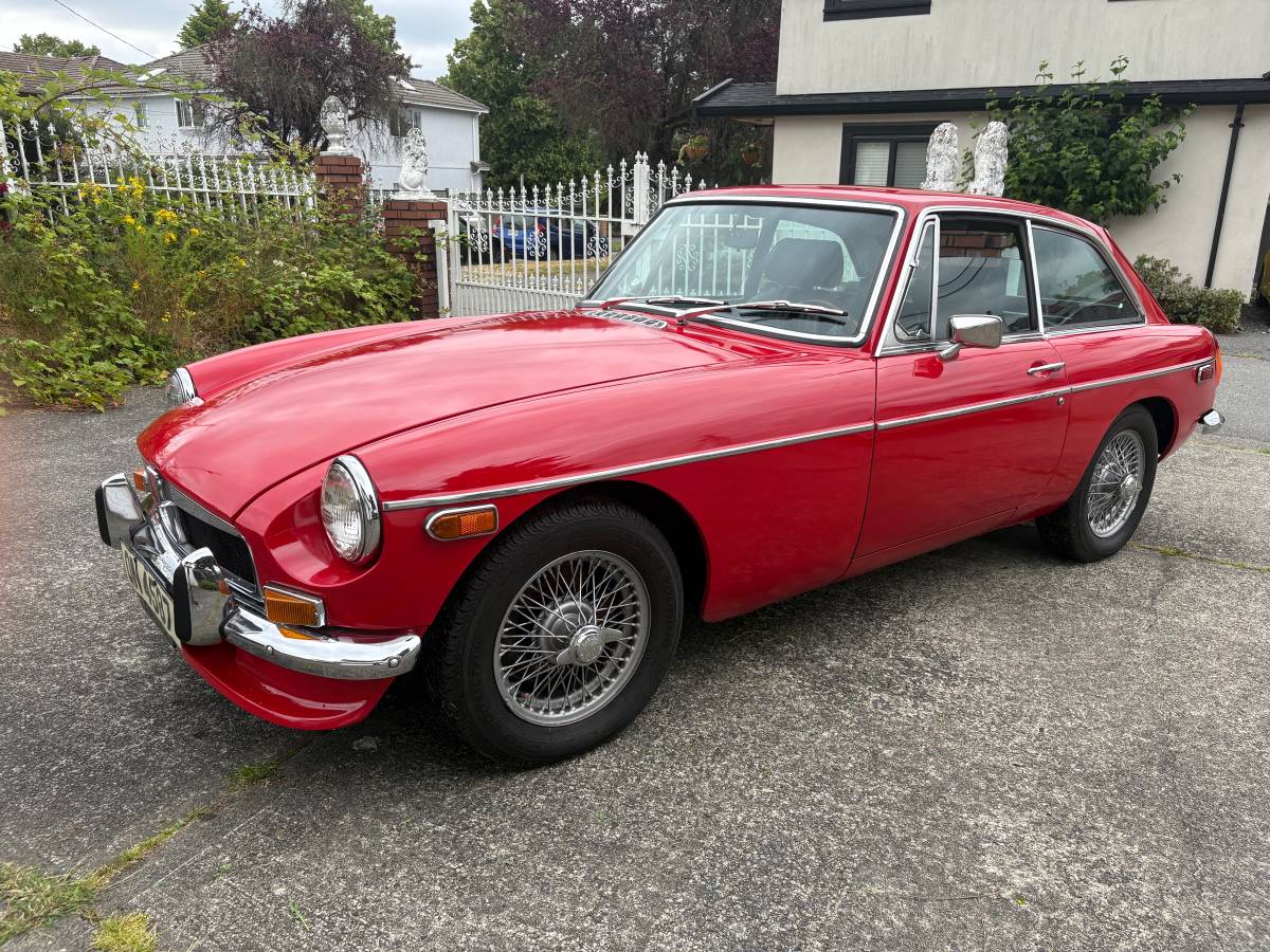 Mgb-gt-red-1974-red-10