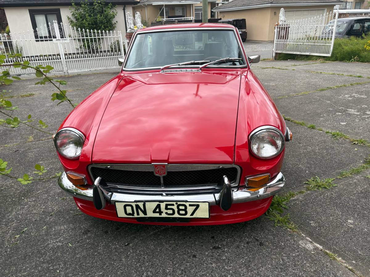 Mgb-gt-red-1974-red-9