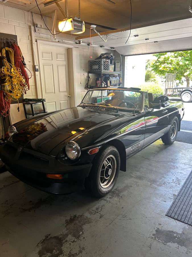 Mgb-limited-edition-1980-black-1