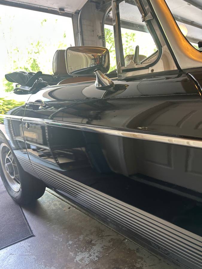 Mgb-limited-edition-1980-black-5