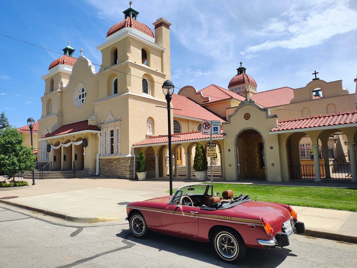 Mgb-midget-1974-red