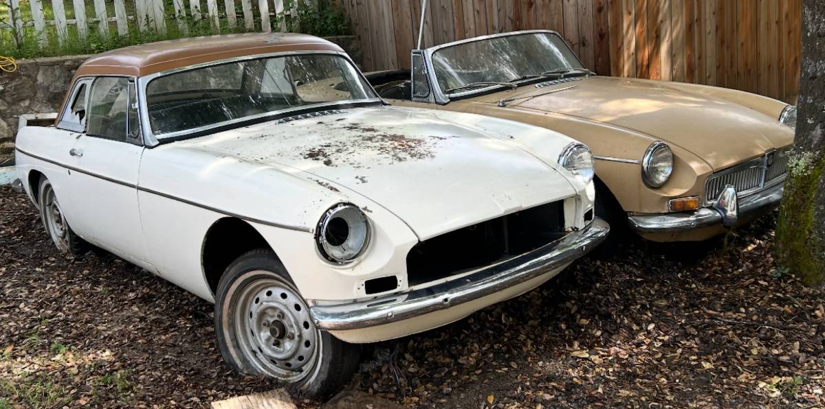 Mgb-roadster-1965-brown-12