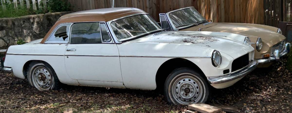 Mgb-roadster-1965-brown-14