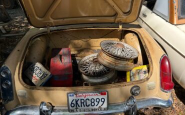 Mgb-roadster-1965-brown-4