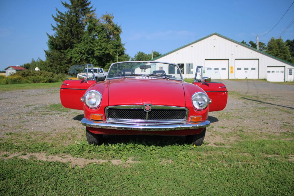 Mgb-roadster-1973-red-1
