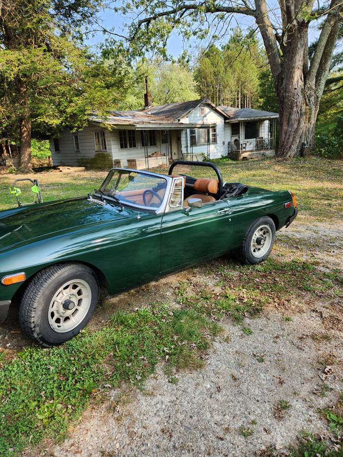 Mgb-roadster-1976-green-12