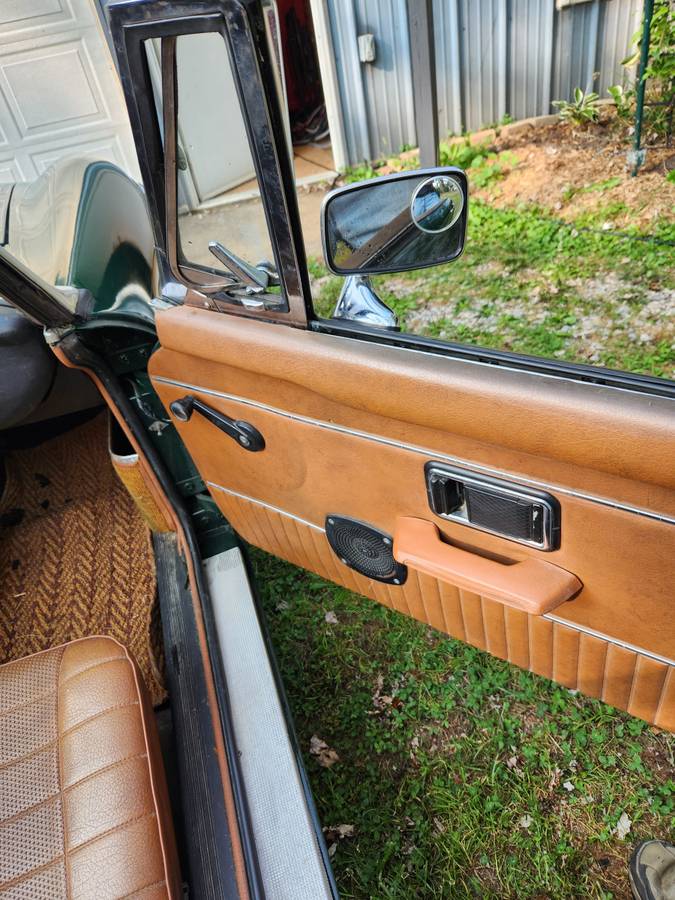 Mgb-roadster-1976-green-13