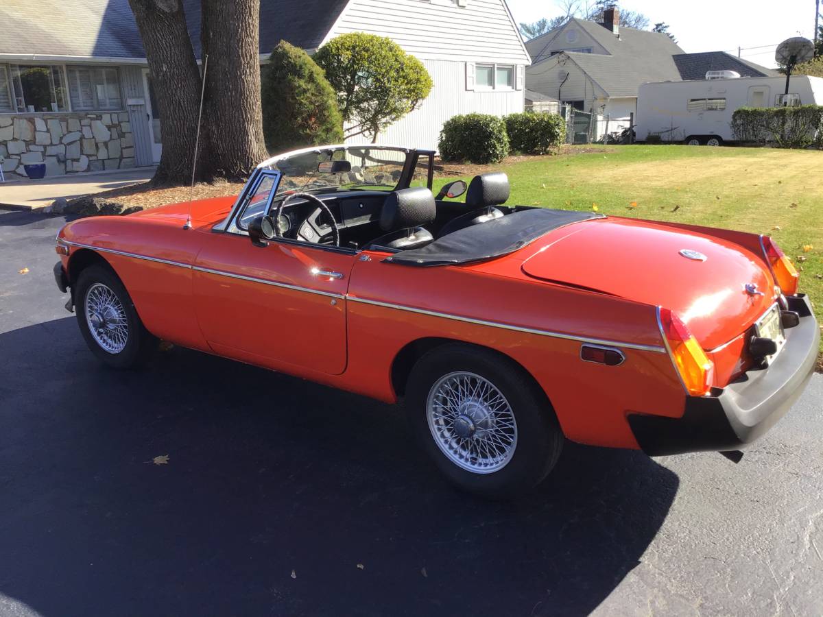 Mgb-roadster-1978-orange-3