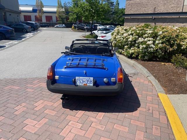 Mgb-roadster-1979-blue-2