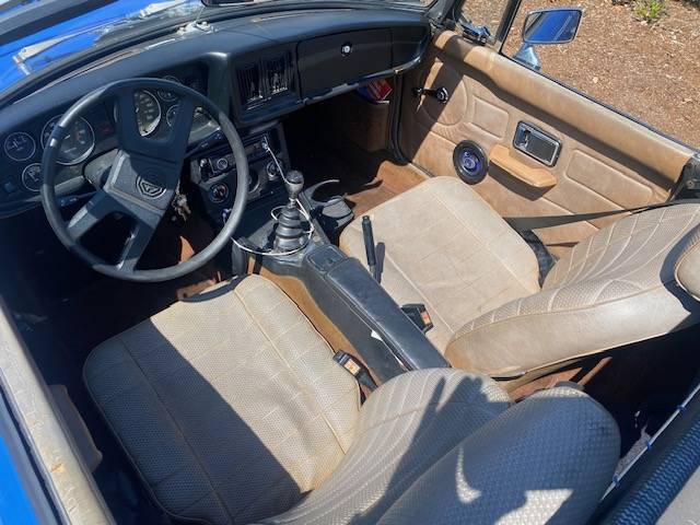 Mgb-roadster-1979-blue-5