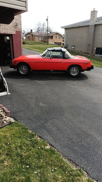 Mgb-roadster-1979-orange-3