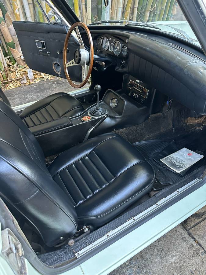 Mgc-ct-1969-white-16