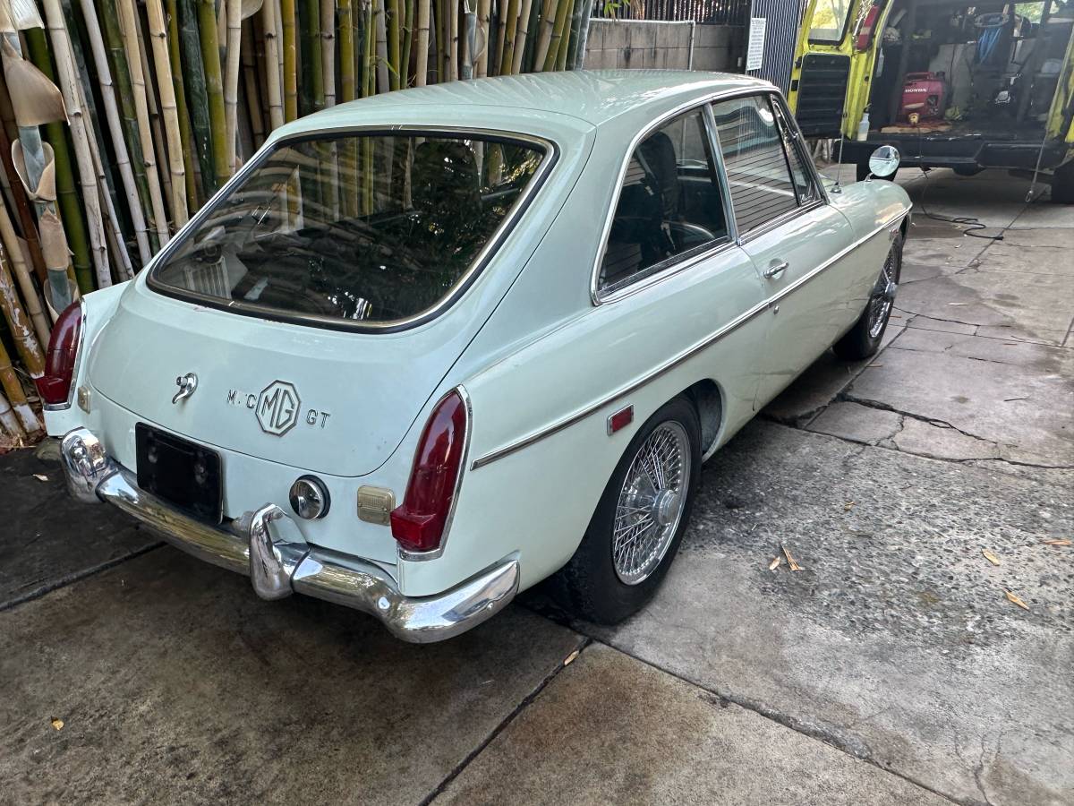 Mgc-ct-1969-white-5