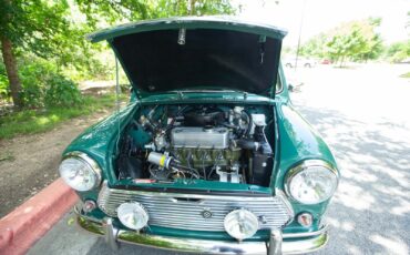 Mini-Classic-Mini-1974-Hatchback-3