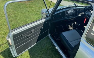 Mini-Classic-Mini-1994-Coupe-11