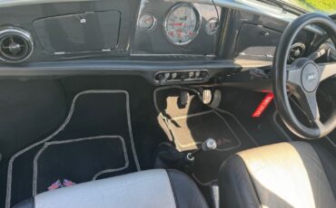 Mini-Classic-Mini-1994-Coupe-13