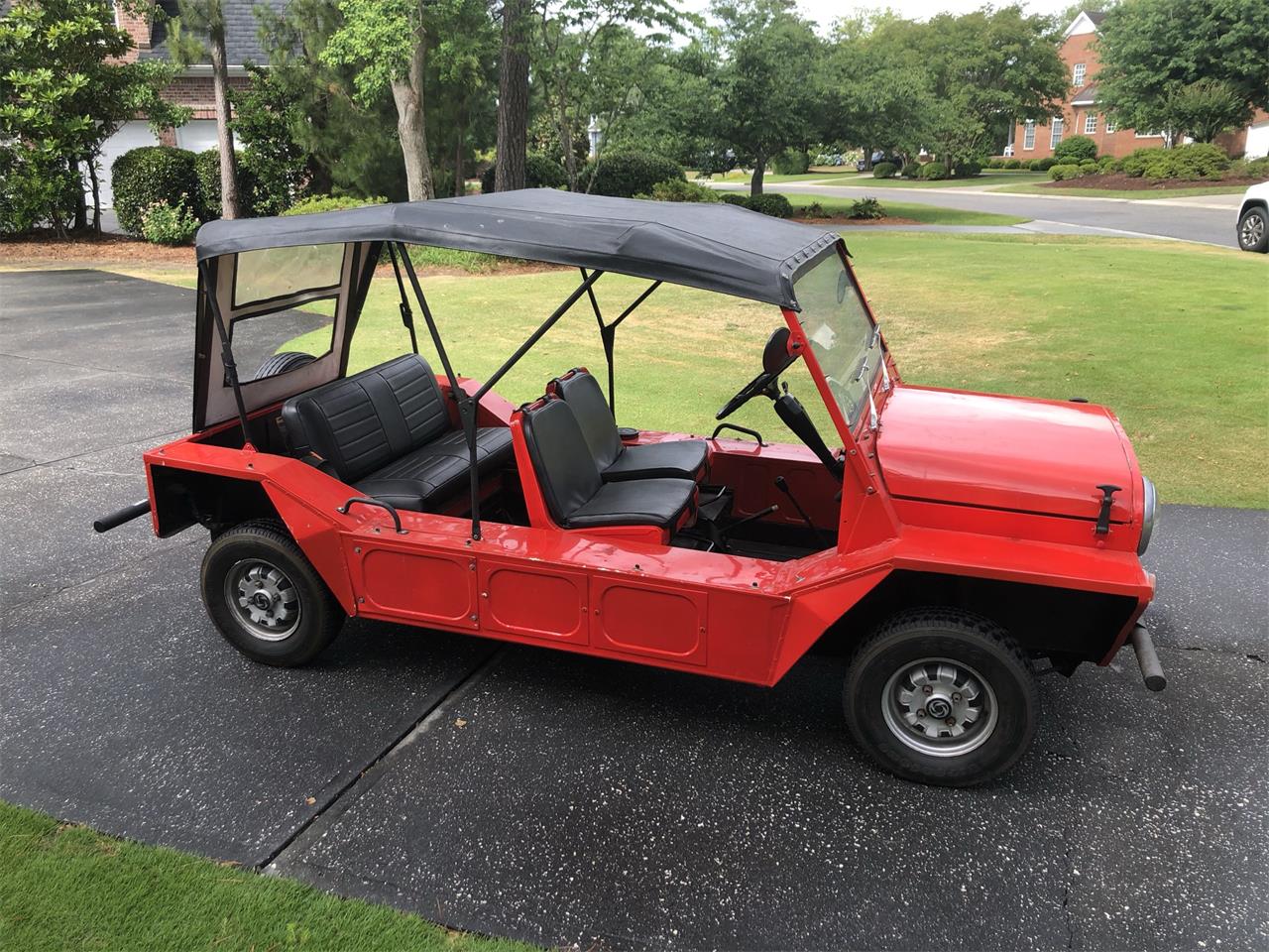 Mini-Moke-1967-Red-Black-1