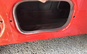 Mini-Moke-1967-Red-Black-30