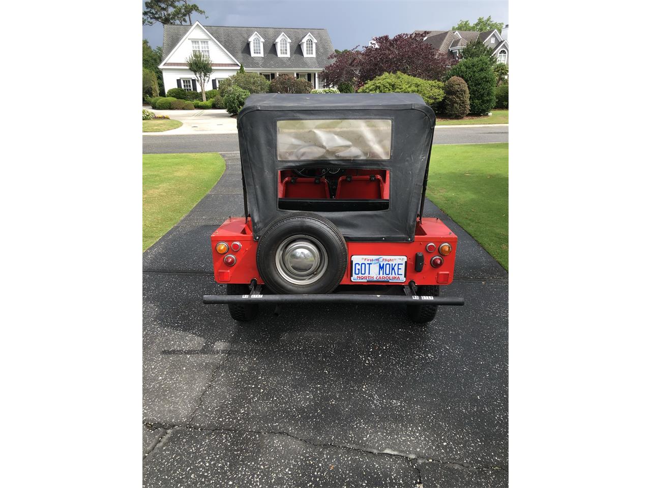 Mini-Moke-1967-Red-Black-35