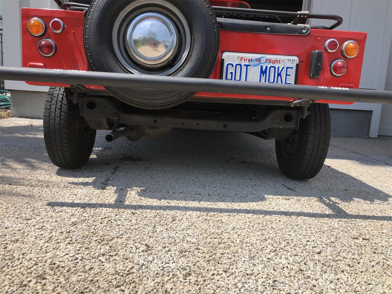 Mini-Moke-1967-Red-Black-8