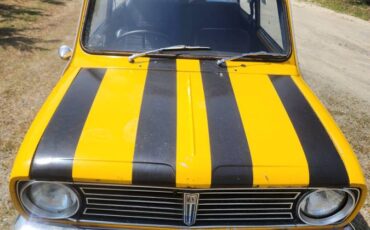 Mini-clubman-1972-yellow-1