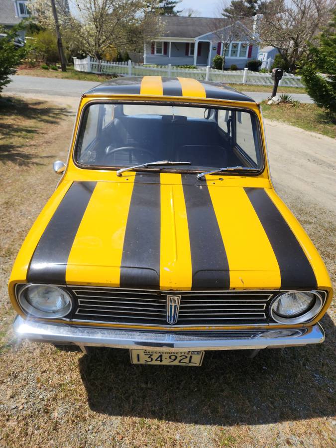 Mini-clubman-1972-yellow-1