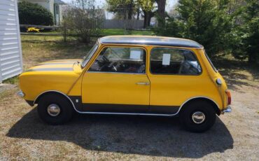 Mini-clubman-1972-yellow-2