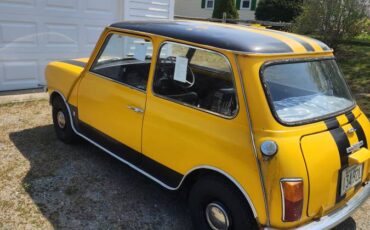 Mini-clubman-1972-yellow-3