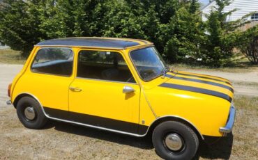 Mini-clubman-1972-yellow-6