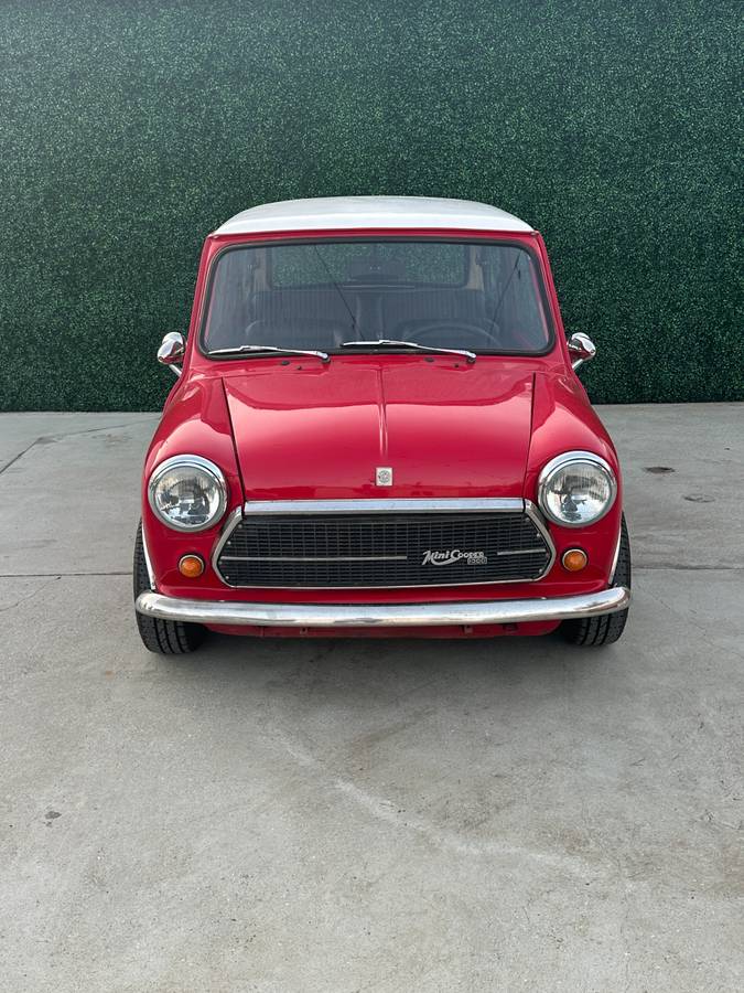 Mini-cooper-1300-1975-red-3