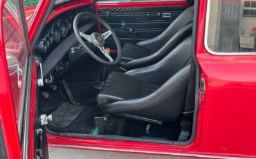 Mini-cooper-1300-1975-red-4