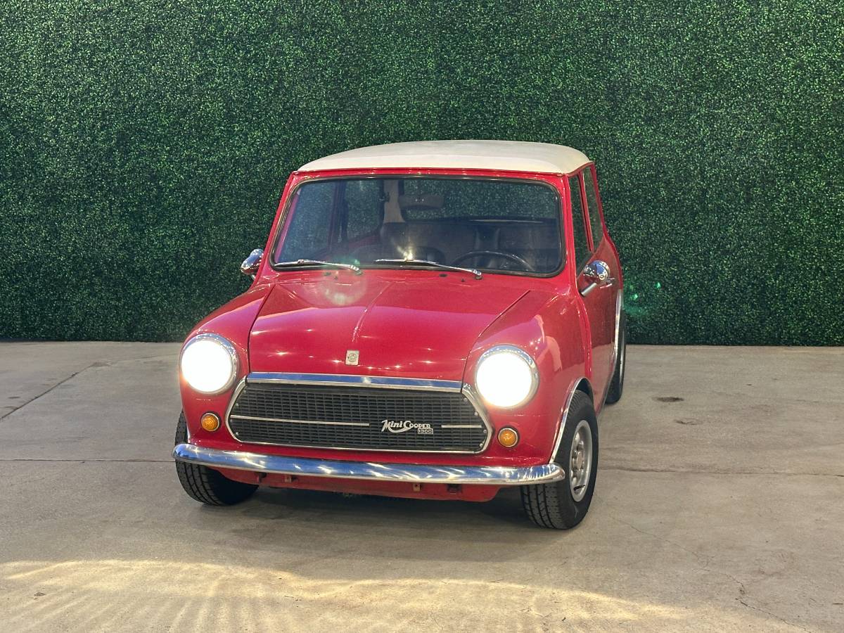 Mini-cooper-1300-1975-red
