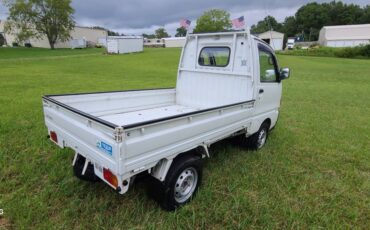 Mitsubihshi-minicab-1994-white-8