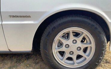 Mitsubish-starion-technica-1985-white-10