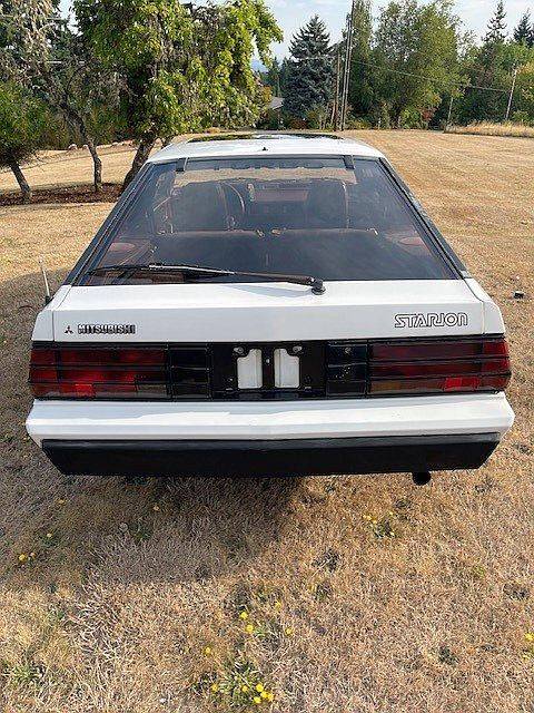 Mitsubish-starion-technica-1985-white-6