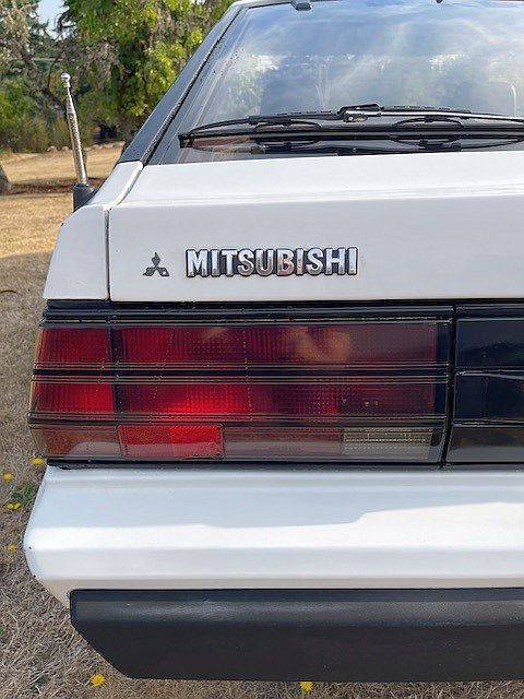 Mitsubish-starion-technica-1985-white-8