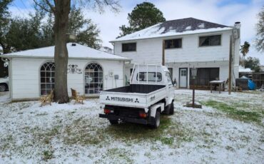 Mitsubishi-1979-white