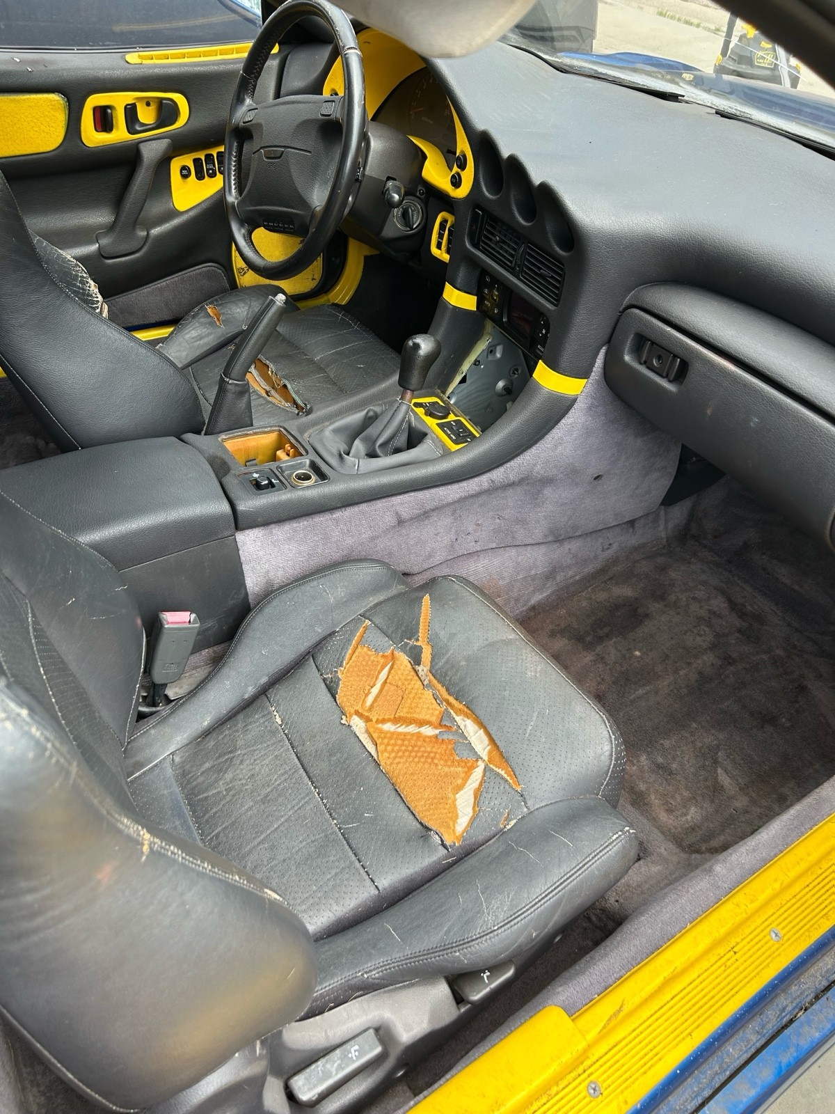 Mitsubishi-3000-Gt-1991-Coupe-25
