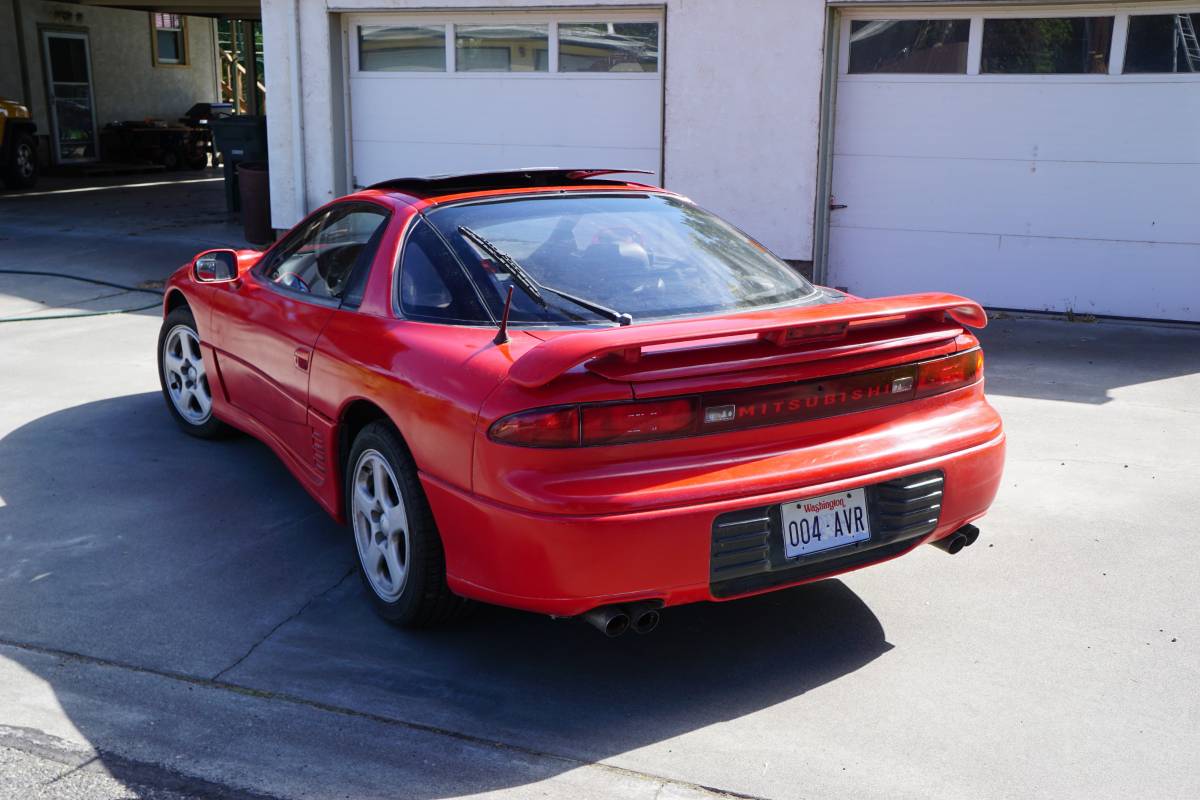 Mitsubishi-3000gt-vr4-1992-red-16