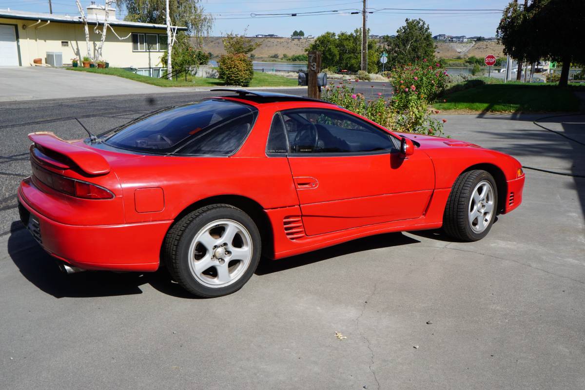 Mitsubishi-3000gt-vr4-1992-red-9
